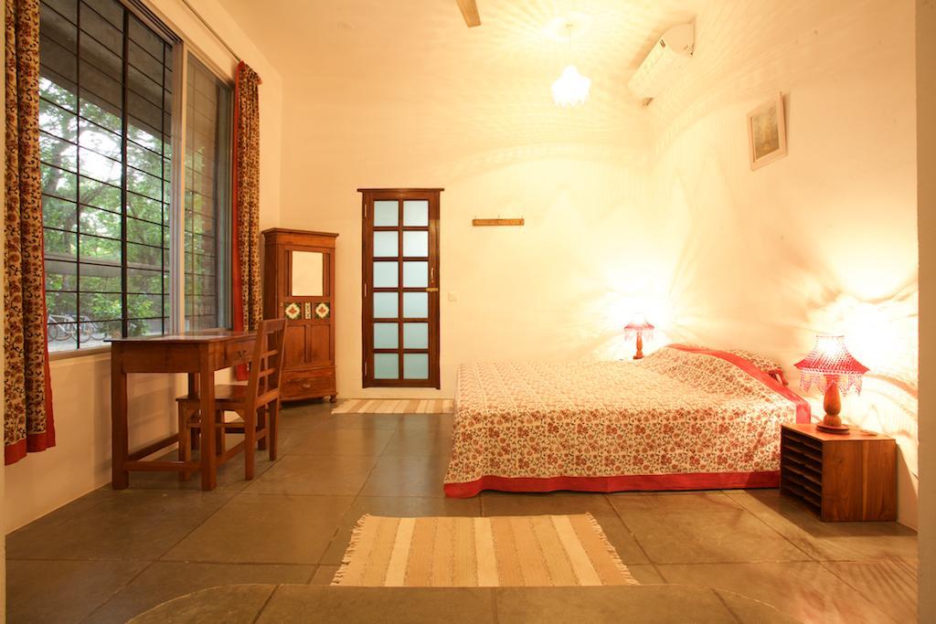 The Annex, Isai Ambalam Guest House Ауровиль Экстерьер фото